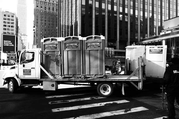 Best Porta potty for special events  in Chigan Center, MI